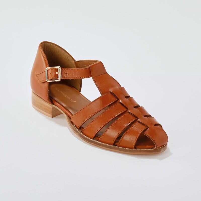 Skórzane płaskie sandały