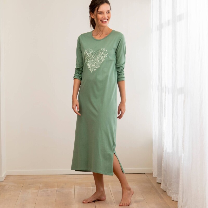 Dlouhá noční košile s potiskem květinového srdce