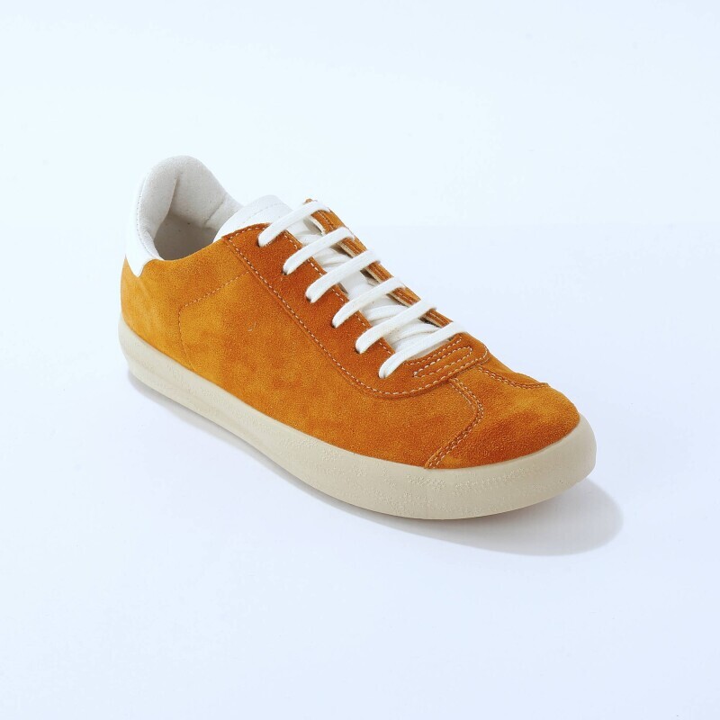 Skórzane trampki w stylu vintage