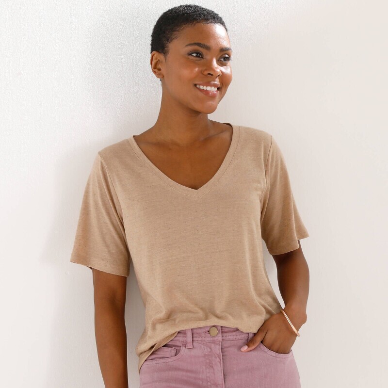 Tričko s prímesou ľanu a výstrihom do ,,V''