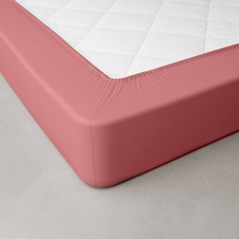 Простирадло на резинці, однотонне, перкаль, глибина кута 40 см