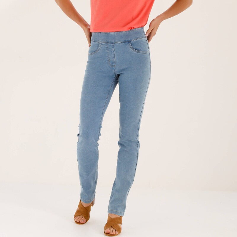 Strečové rovné džegíny