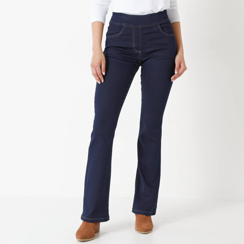 Bootcut džínsy pre vyššiu postavu