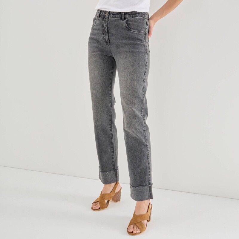 Rovné 7/8 džíny s ohrnutými nohavicemi a vysokým pasem