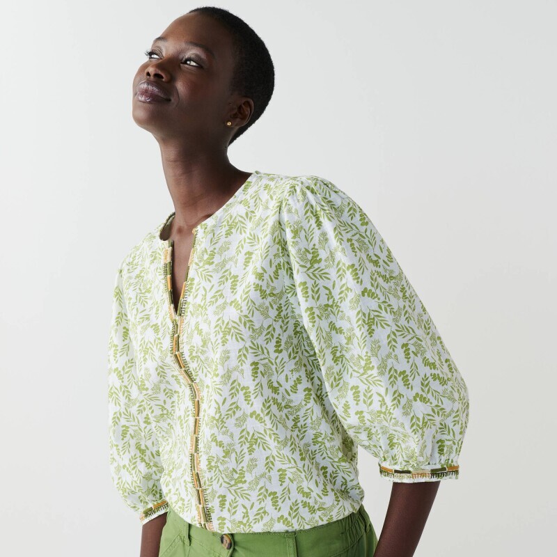 Halenka s výšivkou,
3/4 rukávy a potiskem