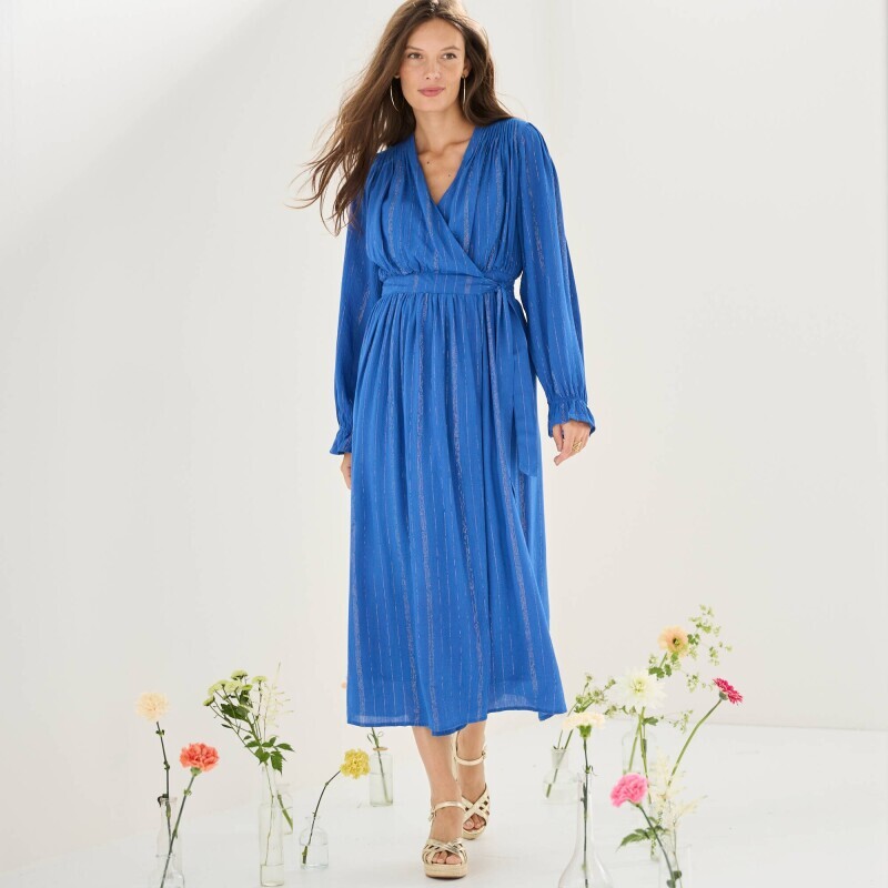 Zavinovacie midi šaty s dlhými rukávmi a metalickými prúžkami