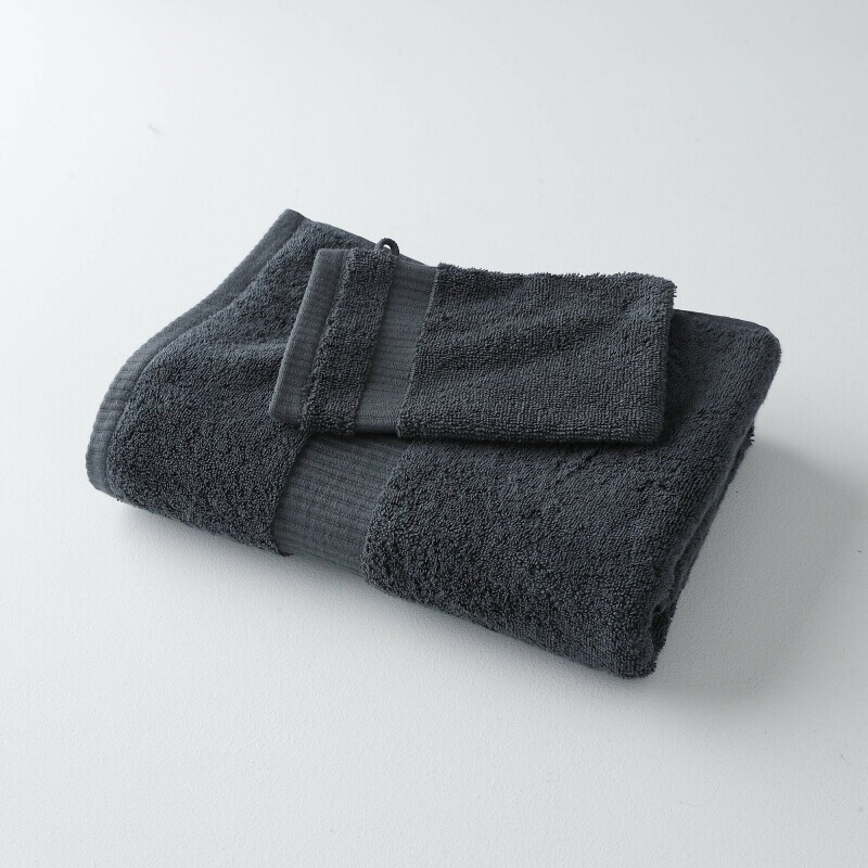 Jednofarebná froté súprava kúpeľňového textilu 640g/m2 confort prestige