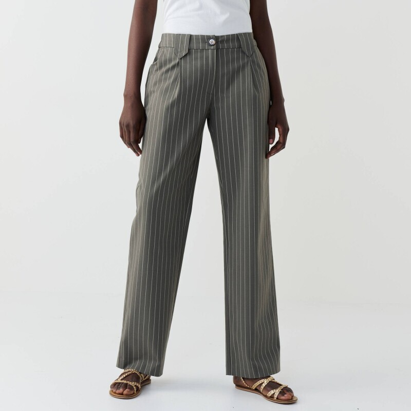 Proužkované široké kalhoty se sklady