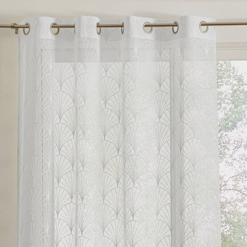 Voálová záclona se vzorem art deco, zakončení očky