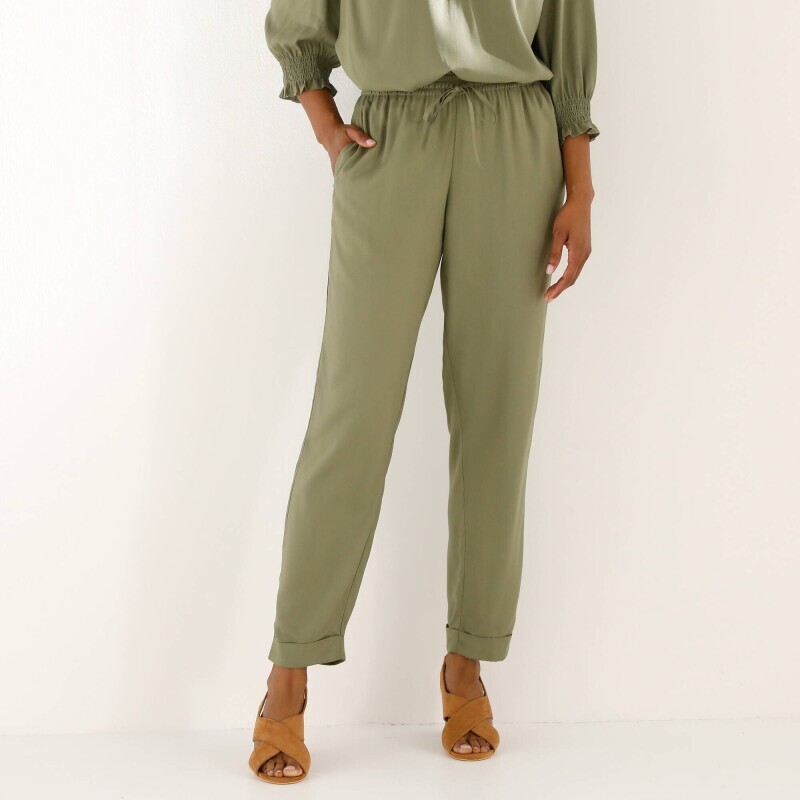 Jednofarebné 7/8 nohavice s pružným pásom