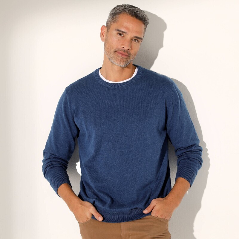 Sweter z okrągłym dekoltem i długimi rękawami