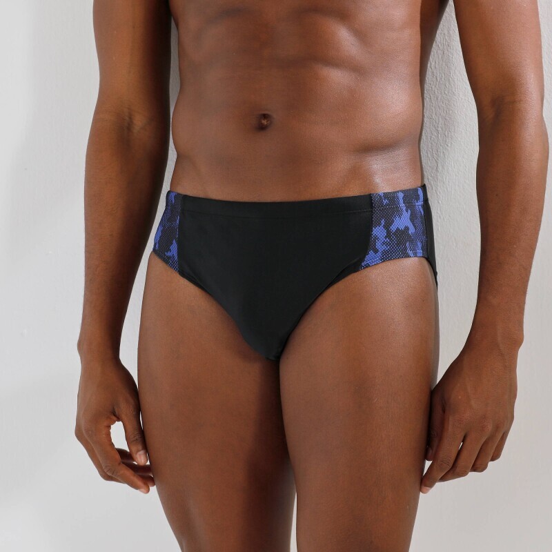 Krótki kostium kąpielowy z graficznym wzorem po bokach