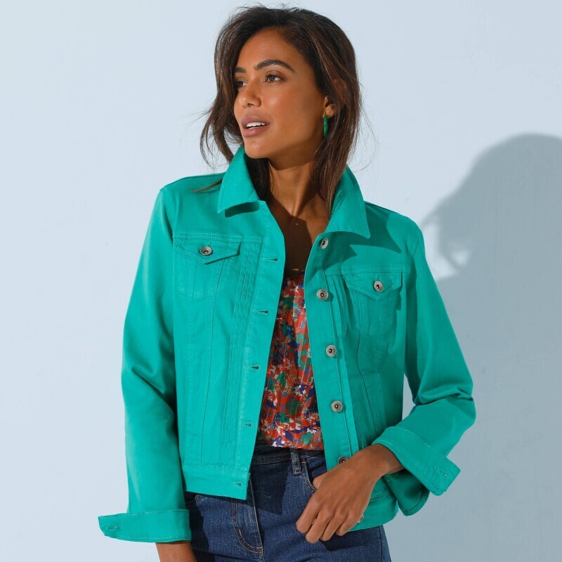 Kurtka zapinana na guziki z ozdobnymi klapami