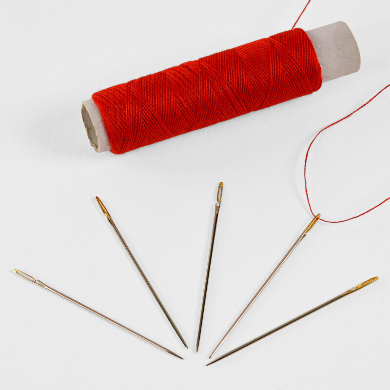 5 samonawlekających igieł