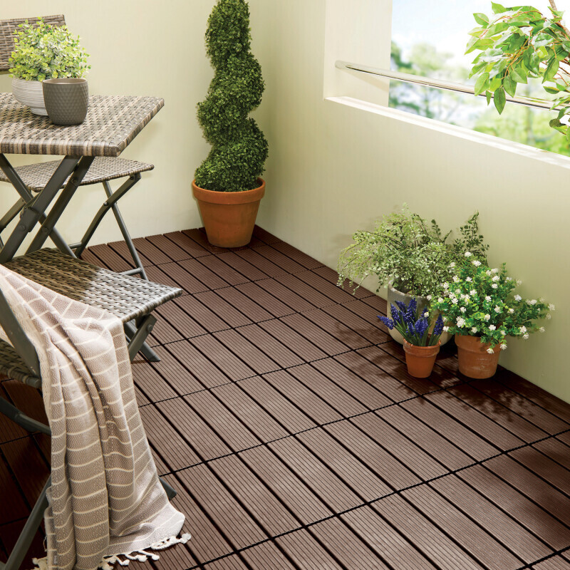 8 пластикових плиток