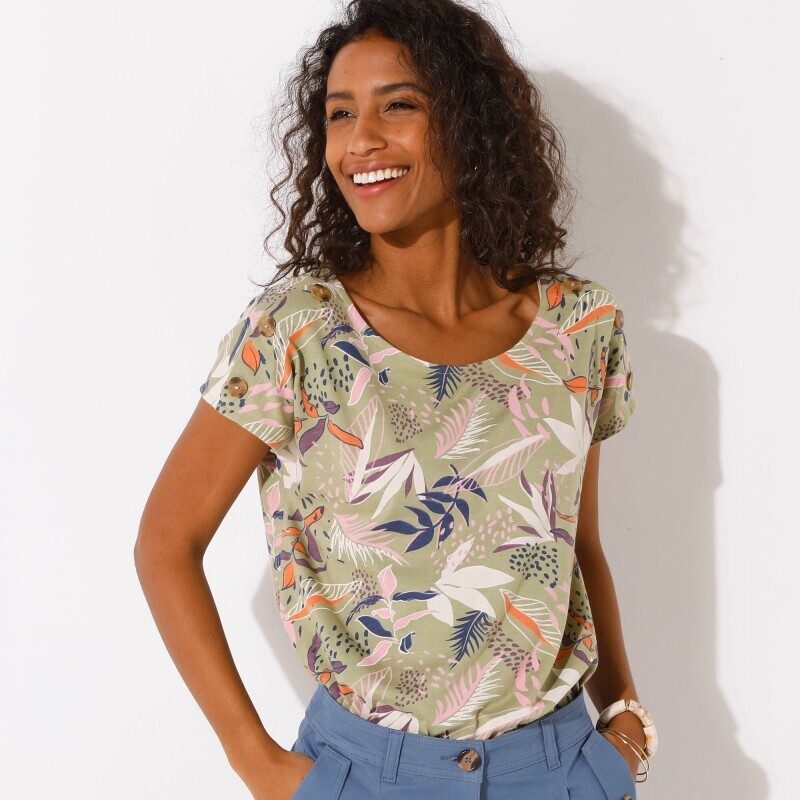 Tričko s potlačou a gombíkovou légou na pleci