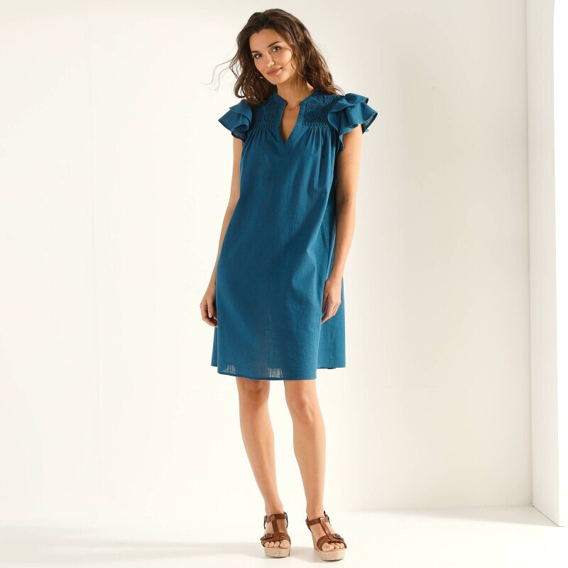 Krátké šaty s madeirovou výšivkou