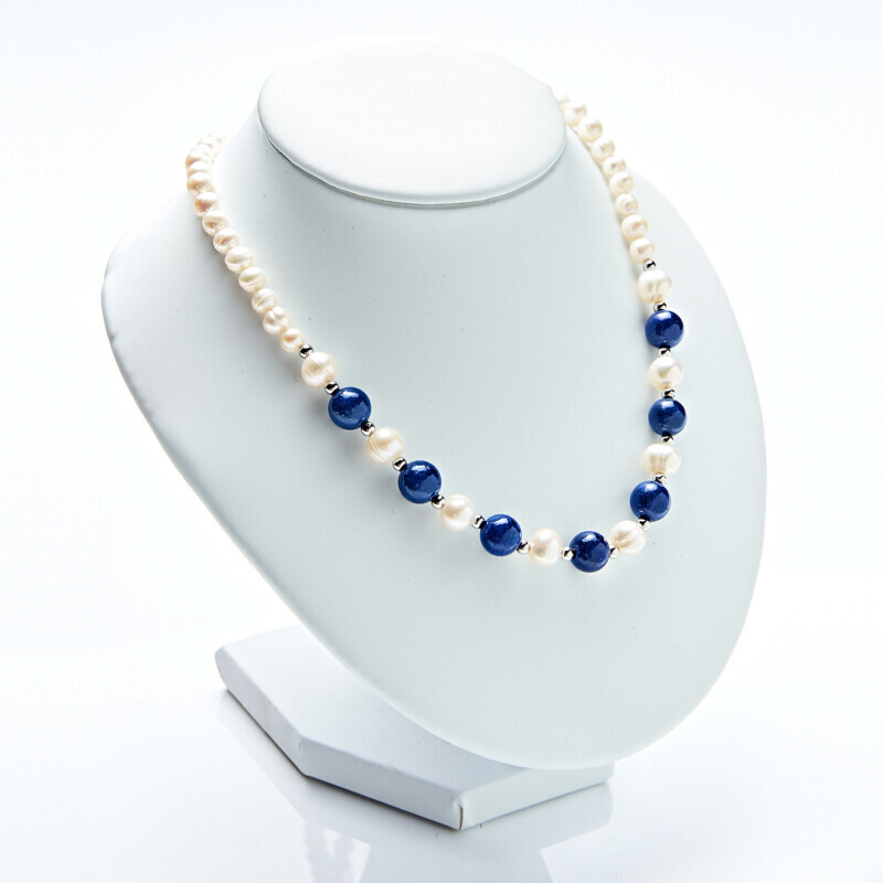 Naszyjnik z perłami i jadeitami