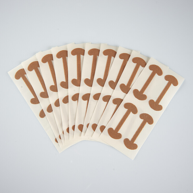 Korekční proužky na nehty na nohou