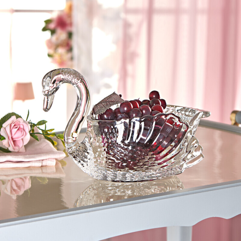 Skleněná mísa s labutí