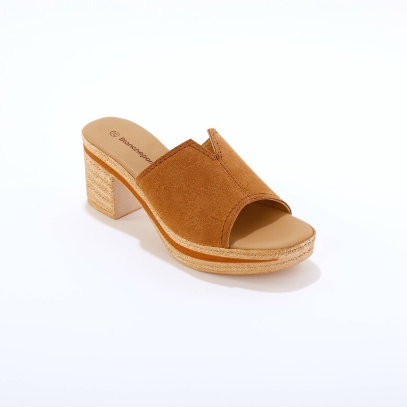 Klapki typu chodaki na koturnie, wykonane ze skóry