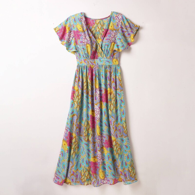 Kreponové midi šaty s překříženým výstřihem a potiskem