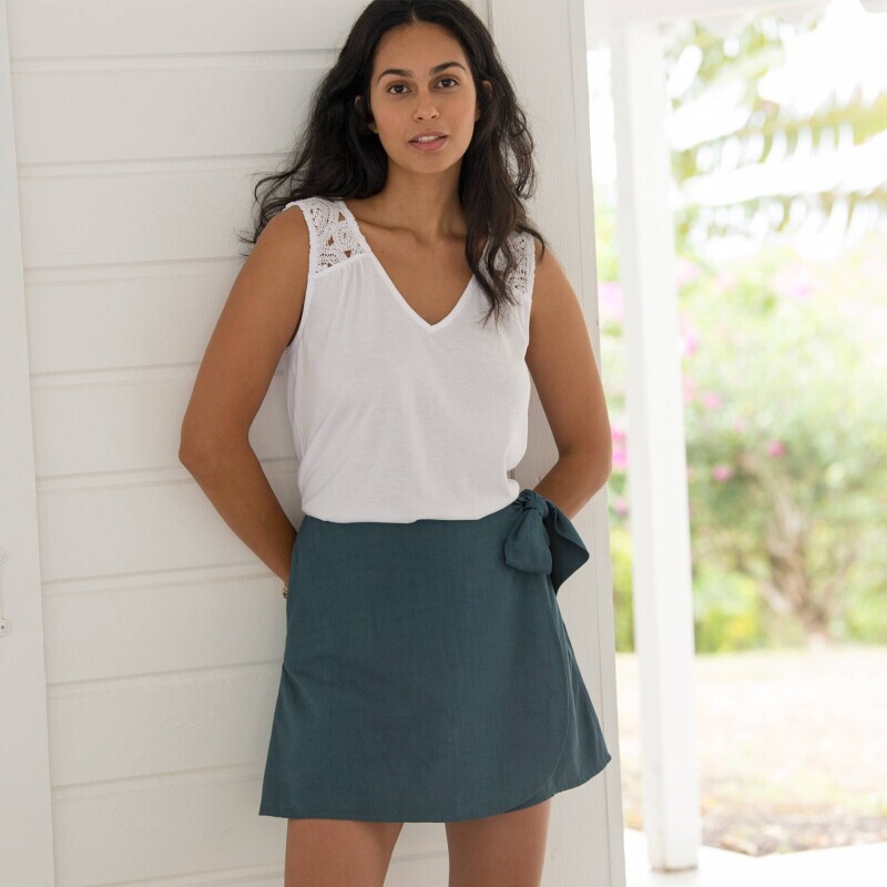 Sukňové šortky s viazačkou