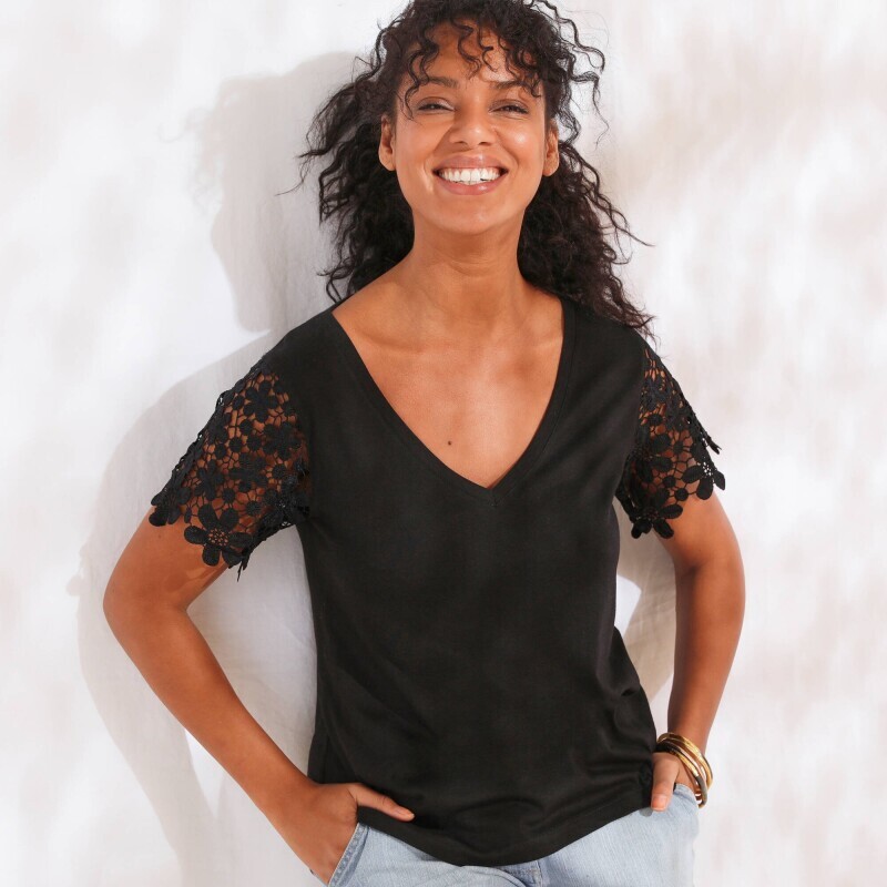 Футболка з короткими рукавами з макраме