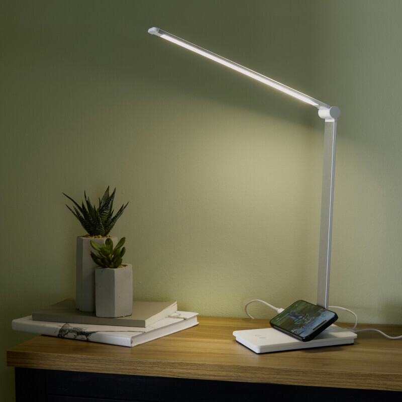 Lampa s USB portom
