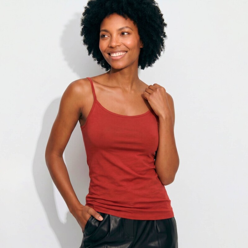 Top s úzkými ramínky, z bio bavlny