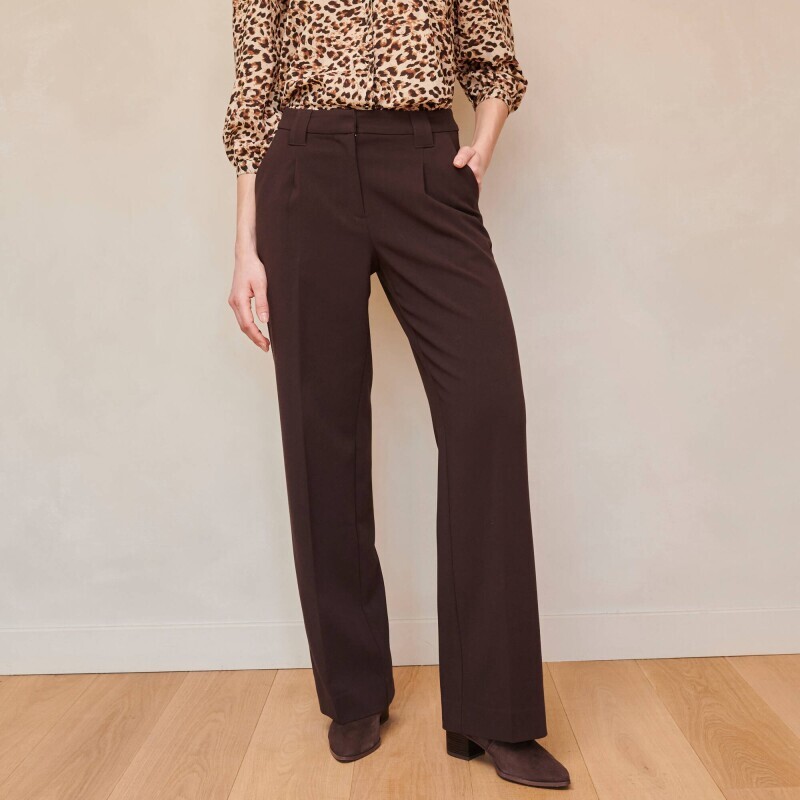 Široké splývavé nohavice
