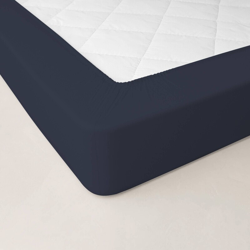 Jednobarevné perkálové napínací prostěradlo, hloubka rohů 40 cm