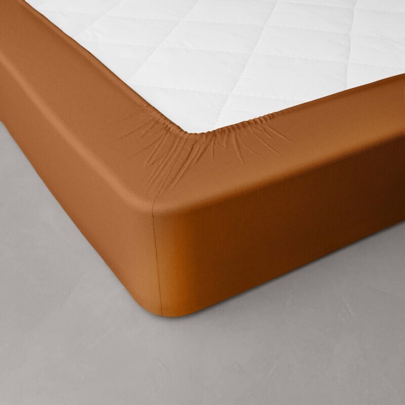 Cearșaf cu elastic, culoare uni, percal, adâncime colț 40 cm