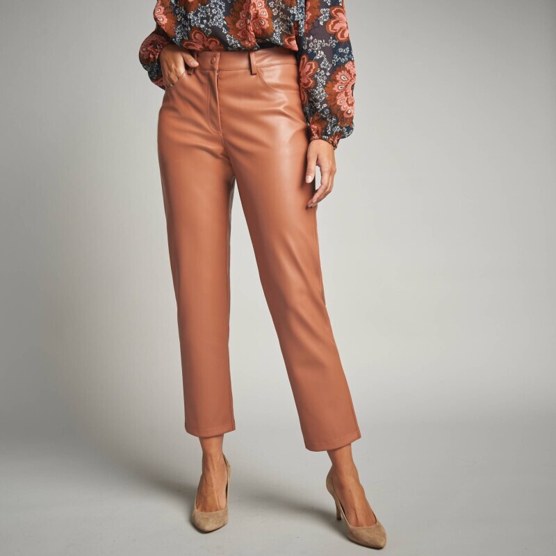 Pantaloni slim din imitație de piele 7/8