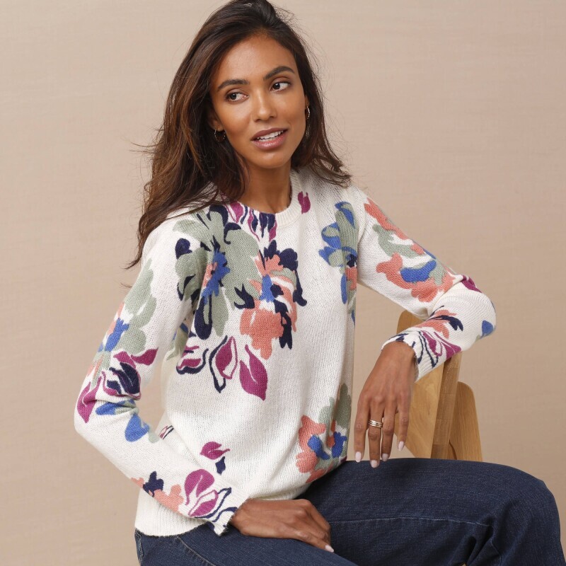 Sweter z kwiatowym nadrukiem