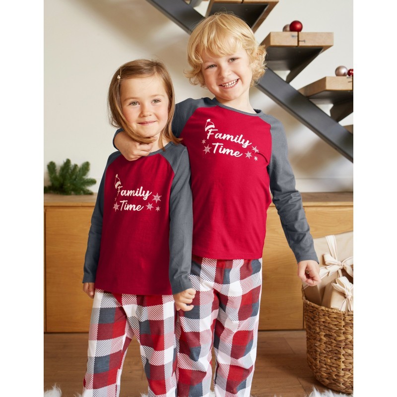     Dětské pyžamo s vánočním motivem a dlouhými rukávy