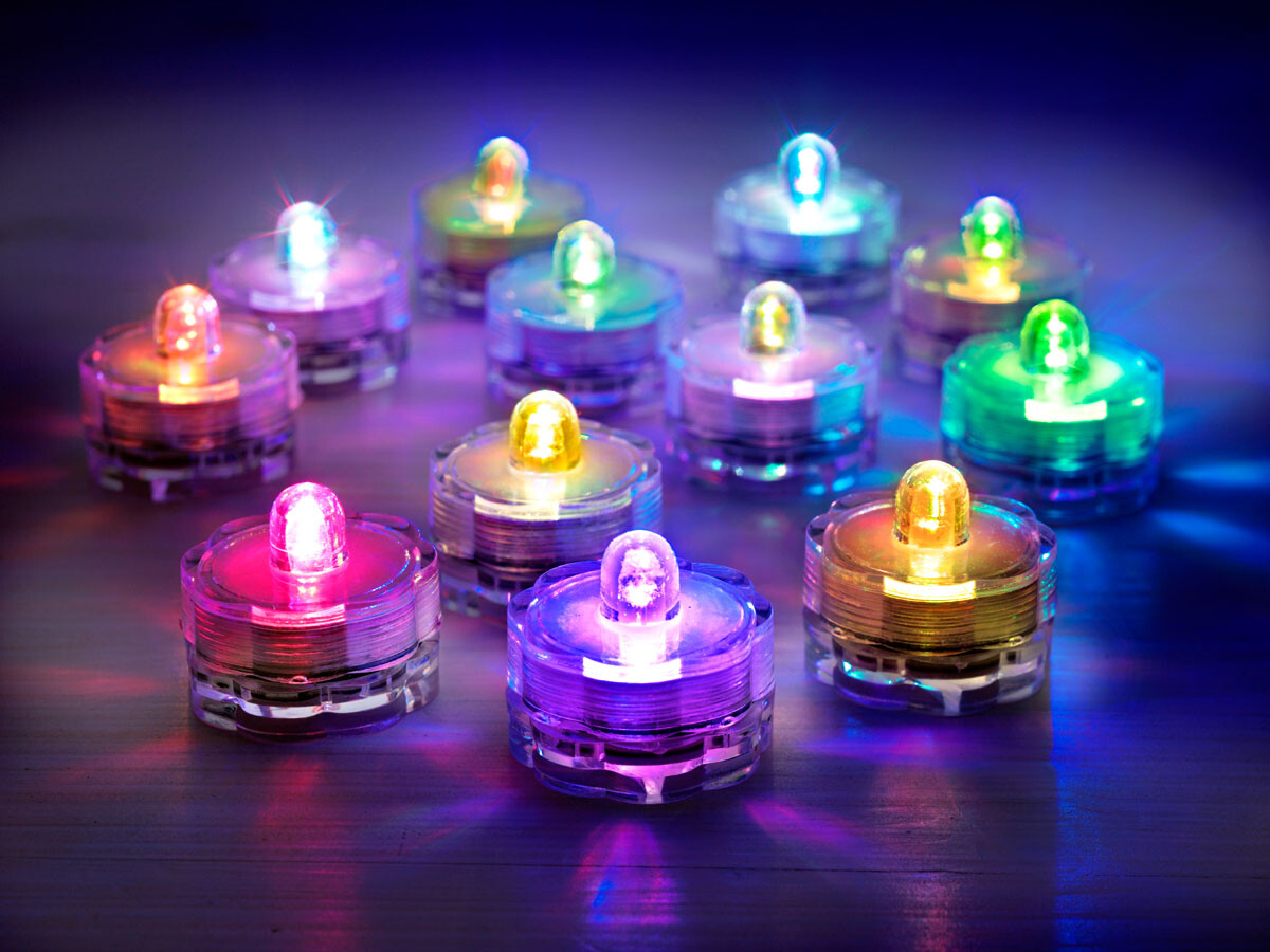 Levně LED čajové svíčky Colorky, 12 ks