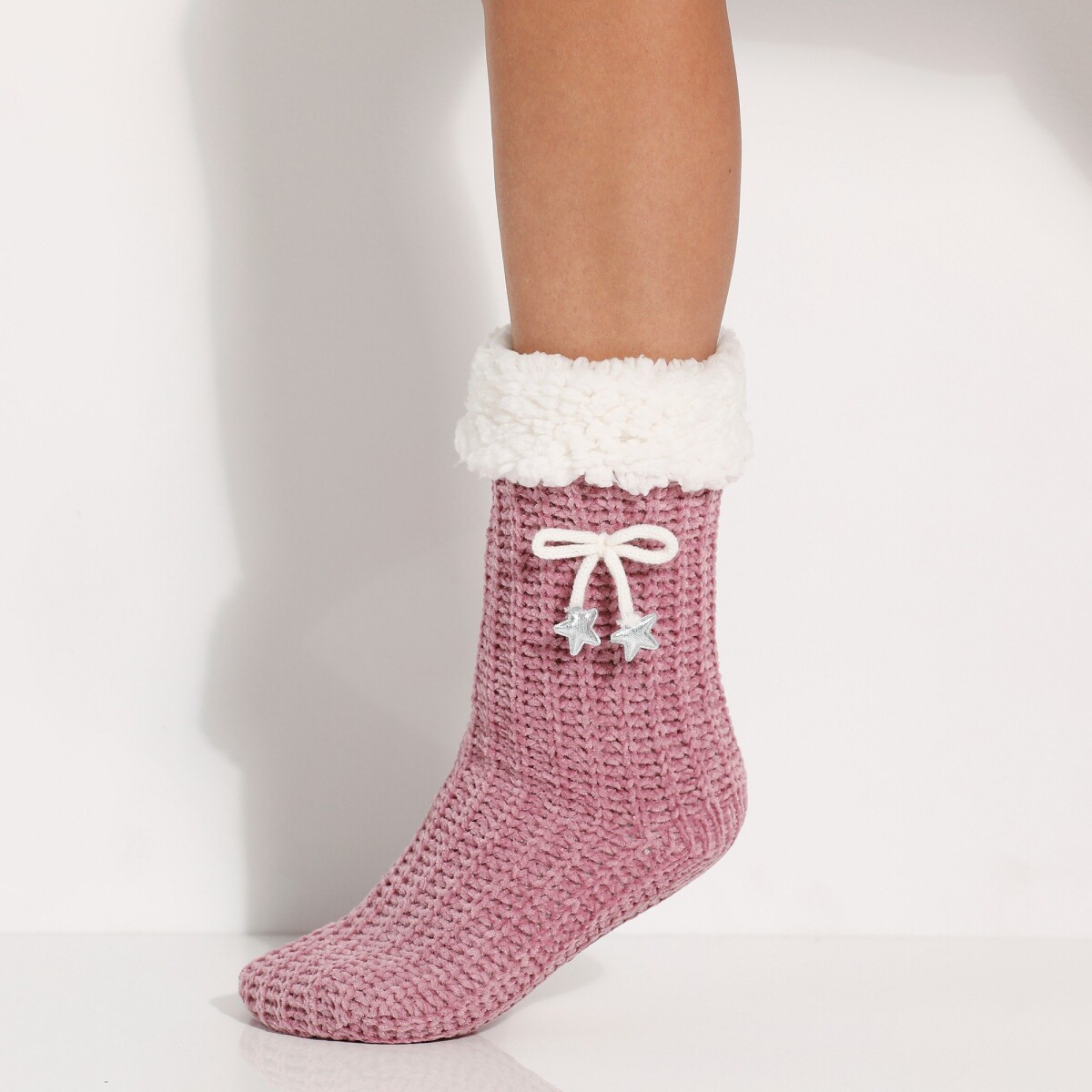 Levně Bačkorové ponožky ze žinylkového úpletu, s mašličkou a hvězdičkami