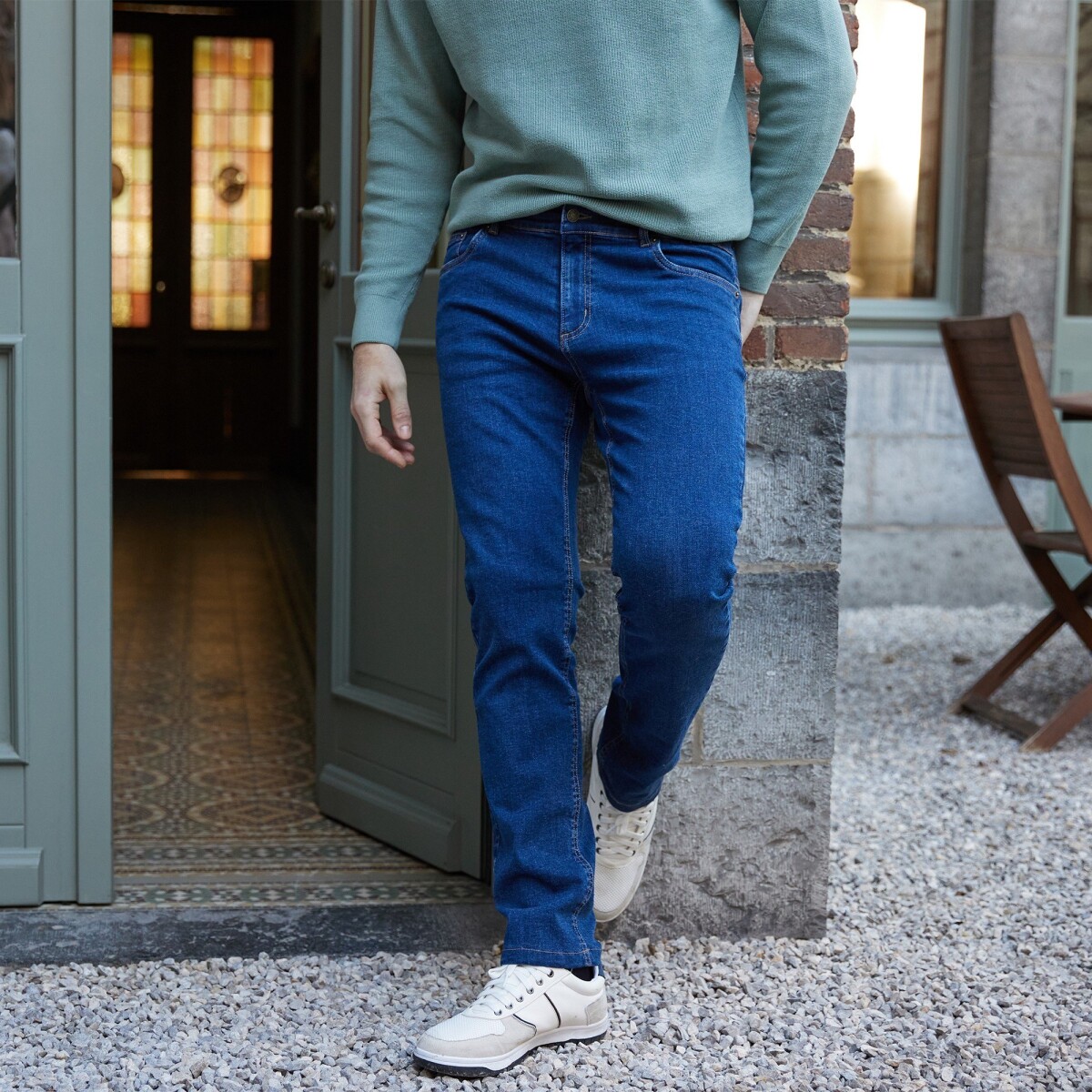 Rovné džínsy s 5 vreckami, vnútorná dĺžka nohavíc 82 cm