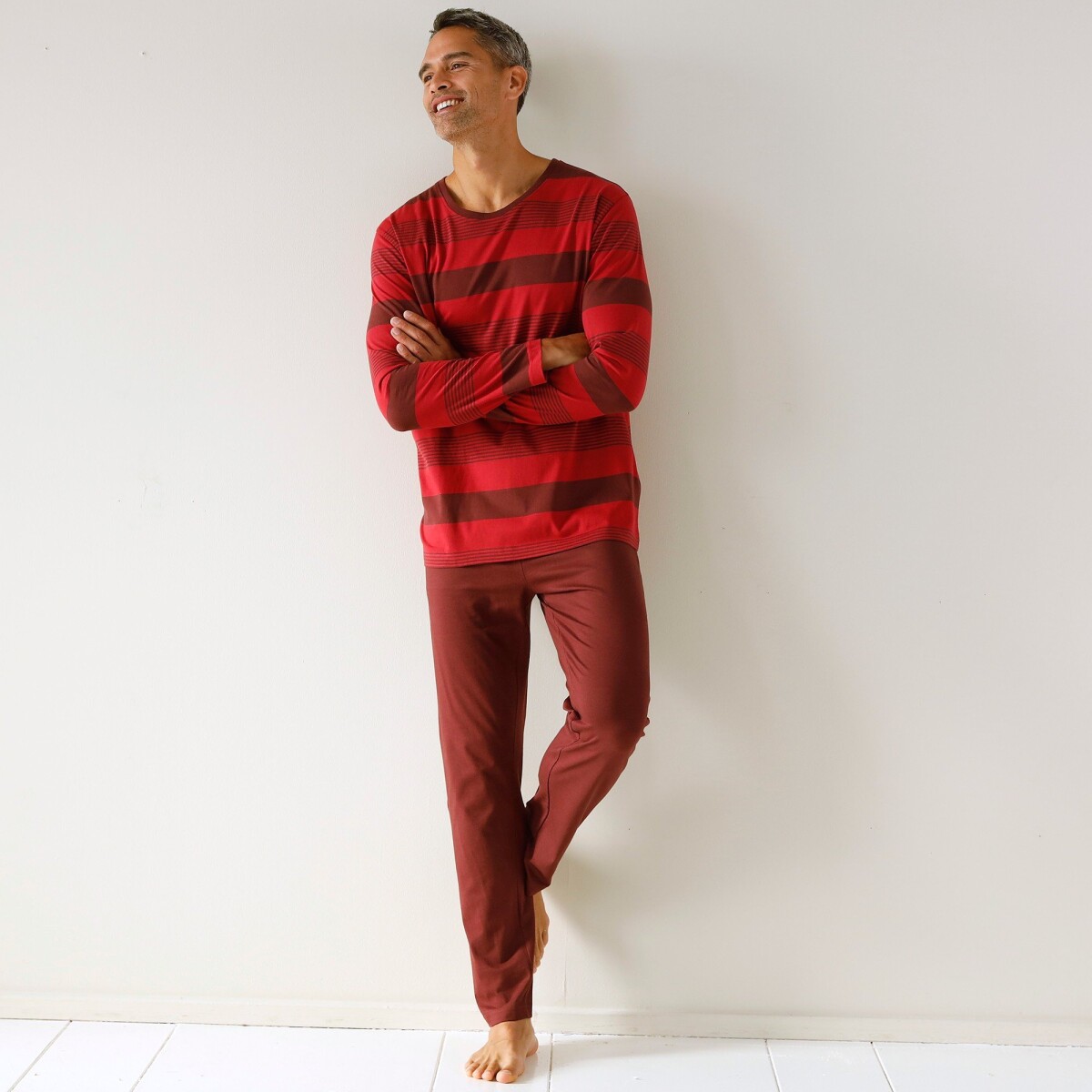 E-shop Bavlnené pyžamo s pruhovaným vzorom