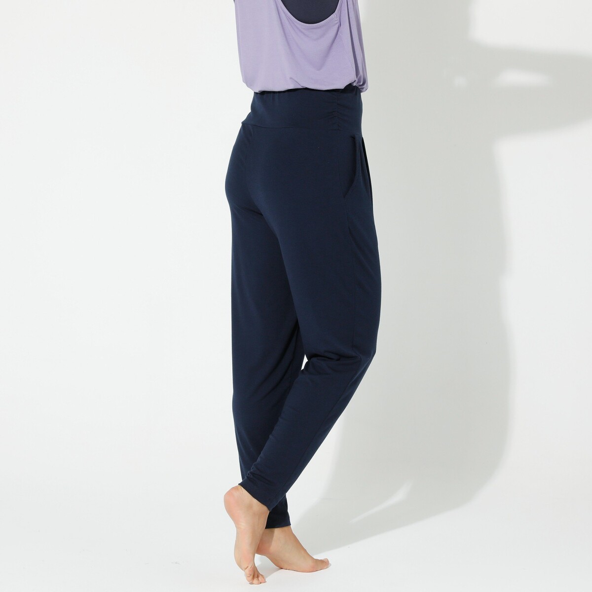 Pohodlné kalhoty na jógu
