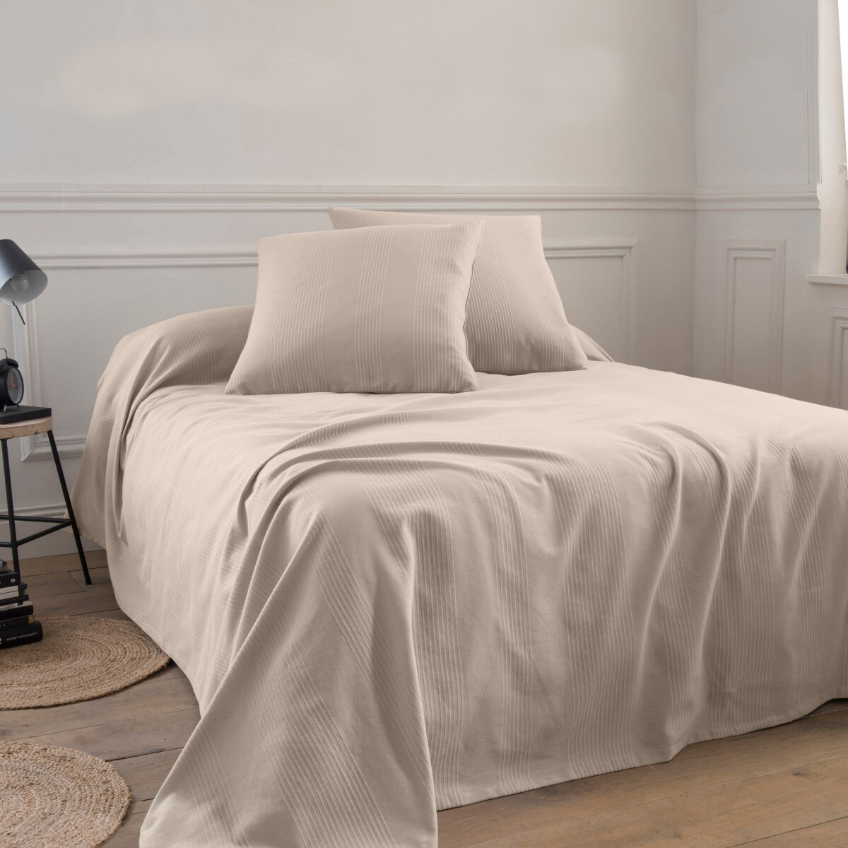 Levně Jednobarevný tkaný přehoz na postel, bavlna