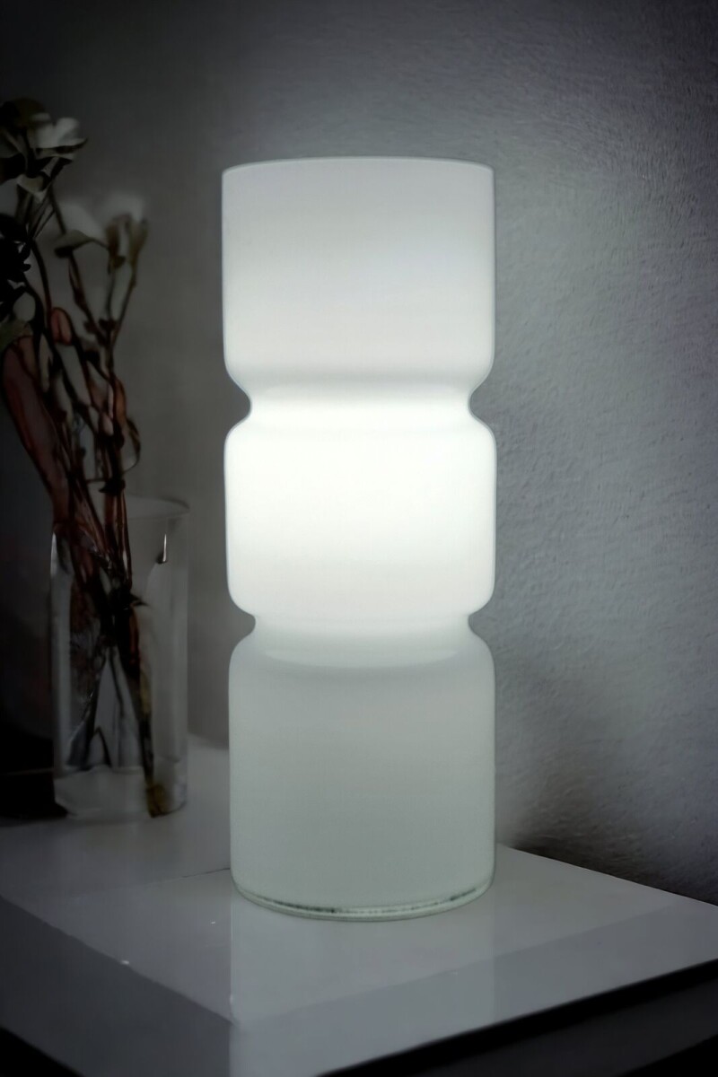 Stolná lampa sklenená biela