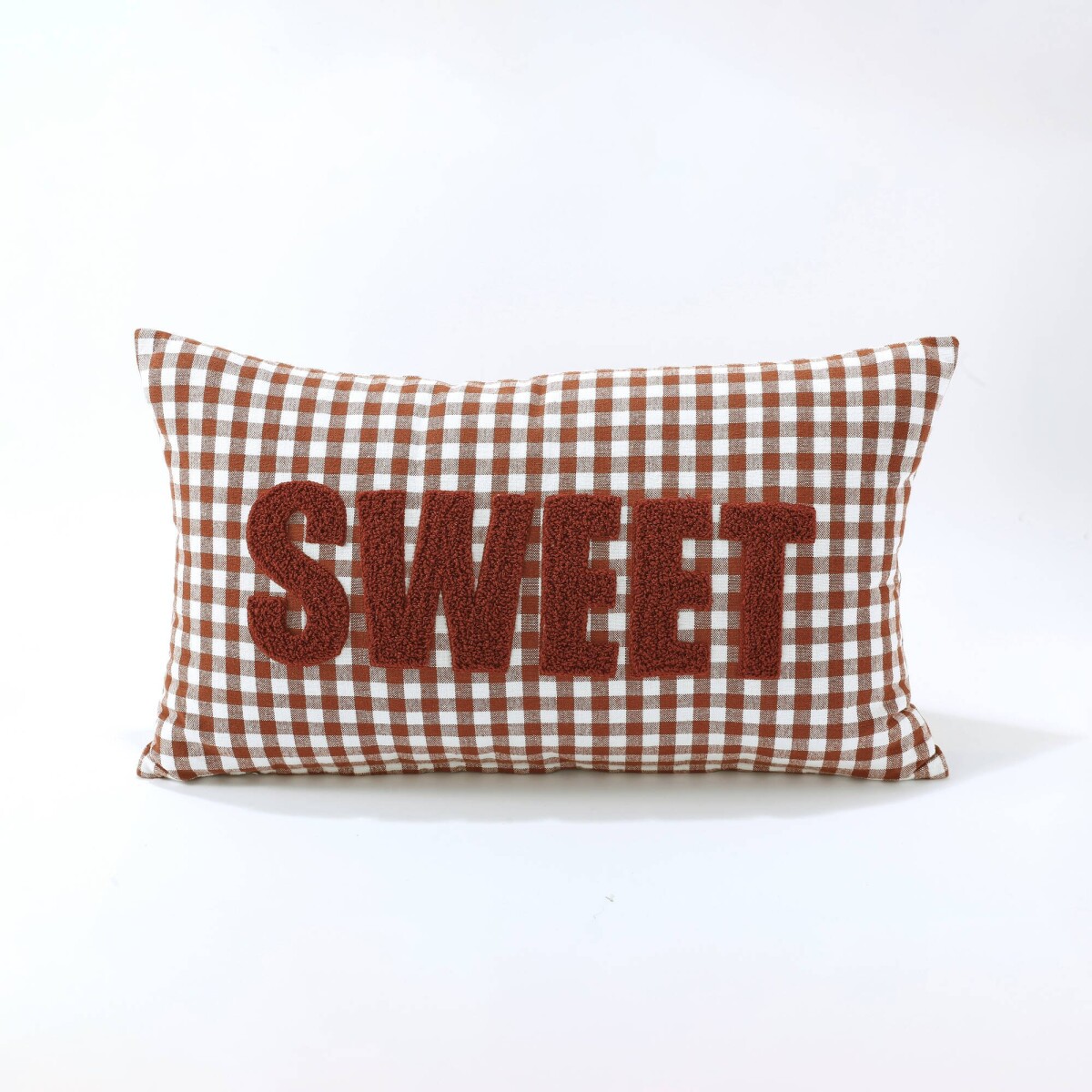 Kockovaný vankúšik s nášivkou SWEET