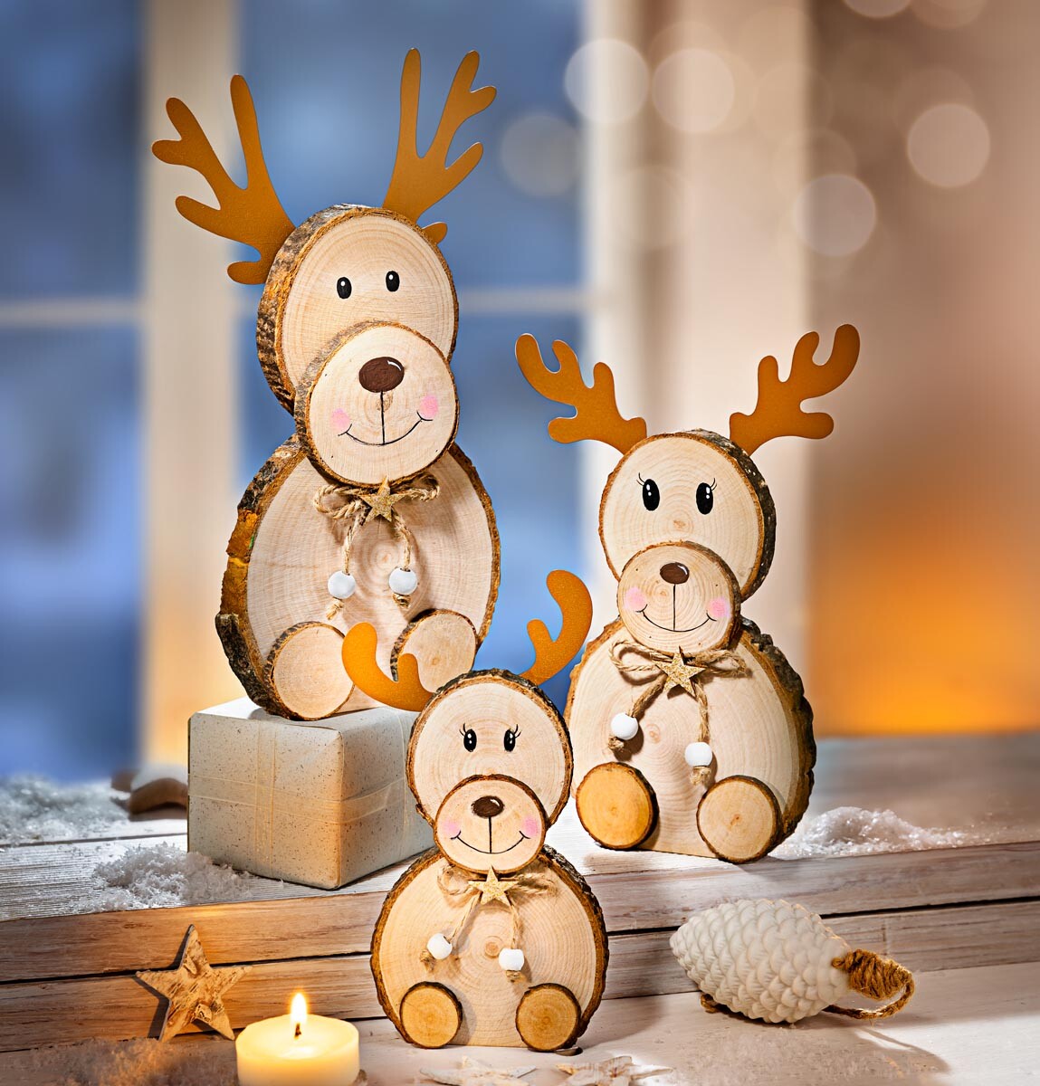 Drevené dekorácie Sobia rodina, sada 3 ks