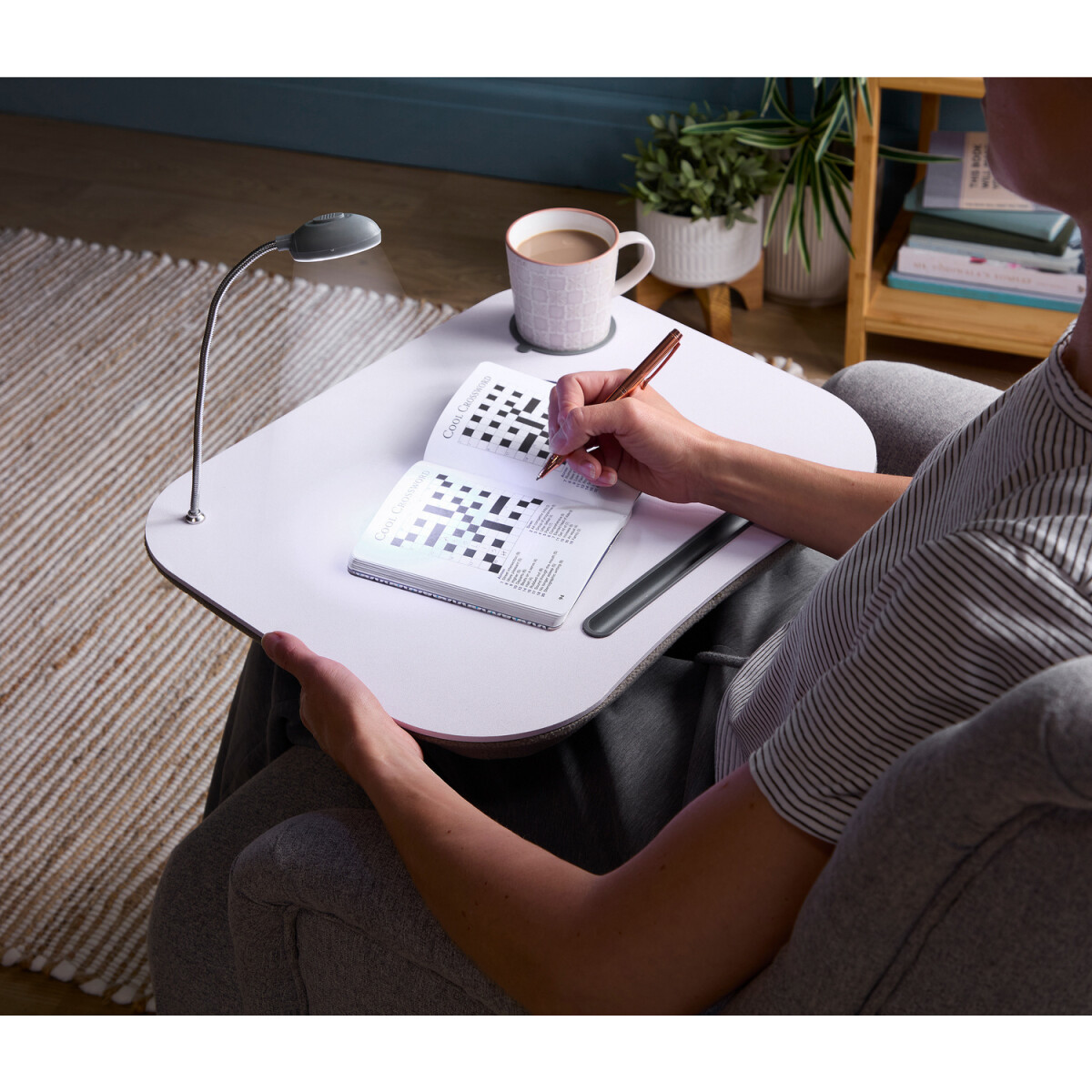 Odkladací stolík s osvetlením