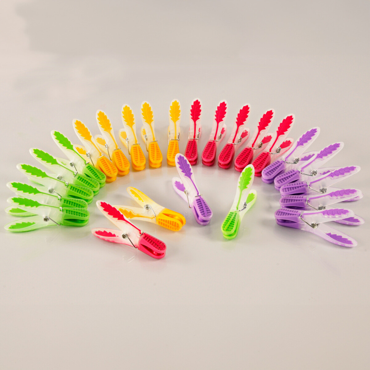 24 štipcov "Jesenný list"