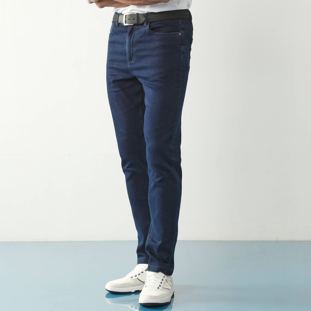 Rovné džínsy s 5 vreckami zo strečového denimu pre postavu menej ako 170 cm