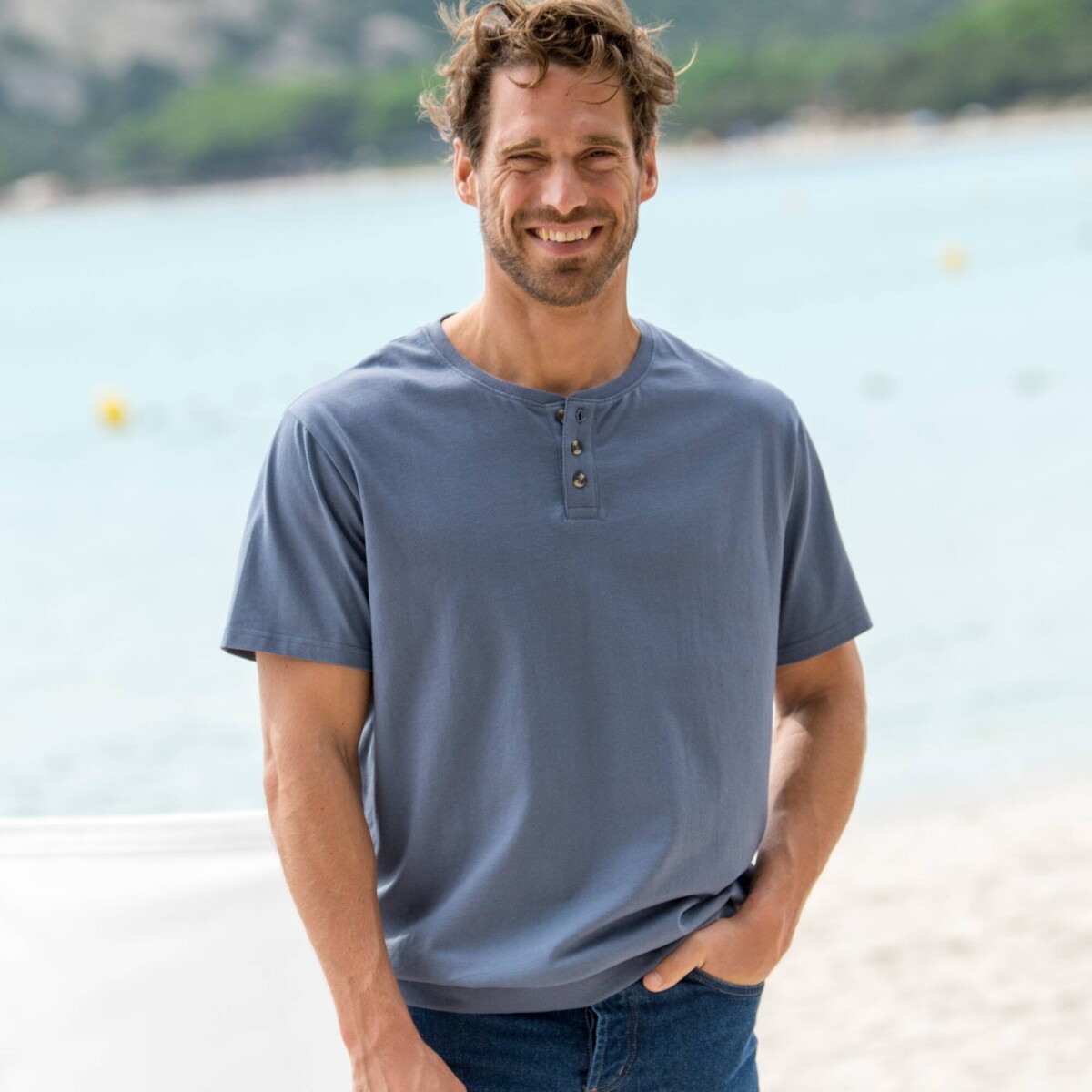 Tričko Henley z bio bavlny s gombíkovou légou