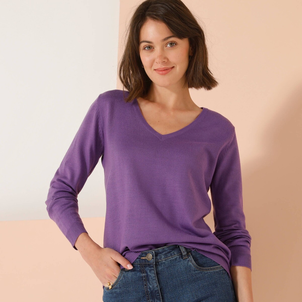 Pulóver s výstrihom do V